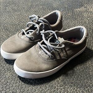 Kids Casual Lace-Up Sneakers in Gray